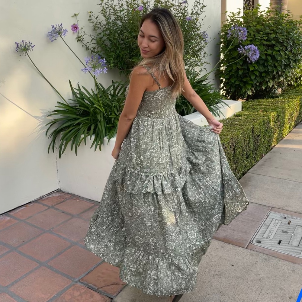 Olivaceous sage floral tiered dress